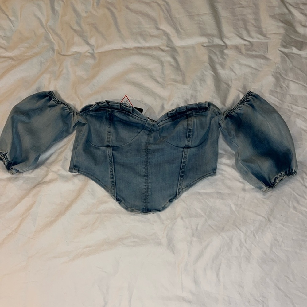 Sexy denim crop
